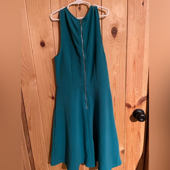 Mossimo Target teal dress with pockets - Picture 2 of 3